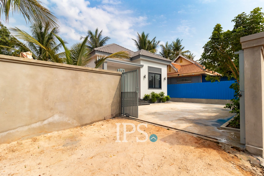 2 Bedroom House For Rent - Sala Kamreuk, Siem Reap