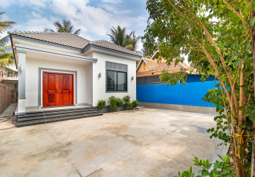 2 Bedroom House For Rent - Sala Kamreuk, Siem Reap thumbnail