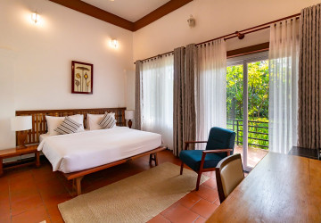 7 Bedroom Wooden House For Rent - Slor Kram, Siem Reap thumbnail
