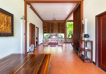 7 Bedroom Wooden House For Rent - Slor Kram, Siem Reap thumbnail