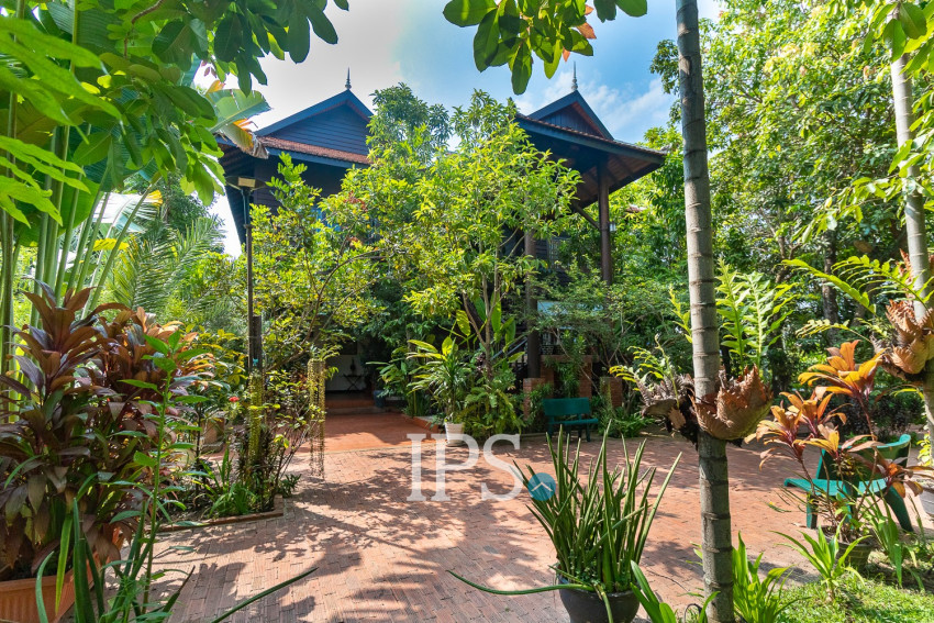 7 Bedroom Wooden House For Rent - Slor Kram, Siem Reap