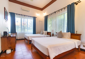 7 Bedroom Wooden House For Rent - Slor Kram, Siem Reap thumbnail