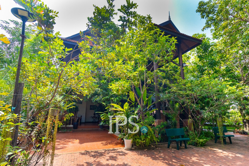 7 Bedroom Wooden House For Rent - Slor Kram, Siem Reap