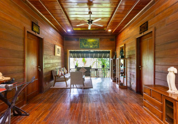 7 Bedroom Wooden House For Rent - Slor Kram, Siem Reap thumbnail