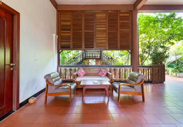 7 Bedroom Wooden House For Rent - Slor Kram, Siem Reap thumbnail