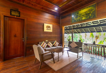 7 Bedroom Wooden House For Rent - Slor Kram, Siem Reap thumbnail