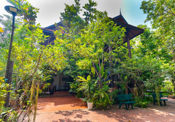 7 Bedroom Wooden House For Rent - Slor Kram, Siem Reap thumbnail