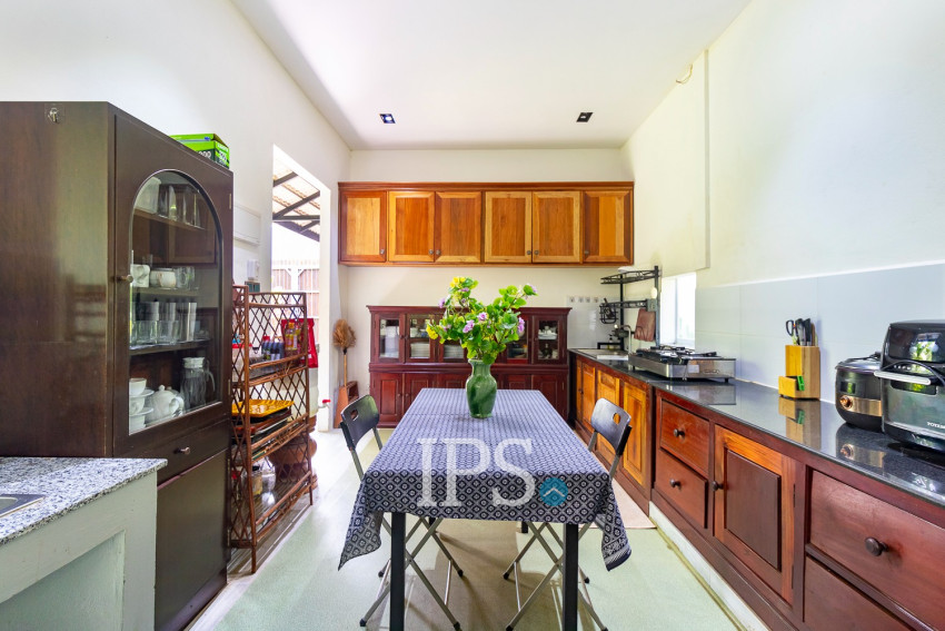 7 Bedroom Wooden House For Rent - Slor Kram, Siem Reap