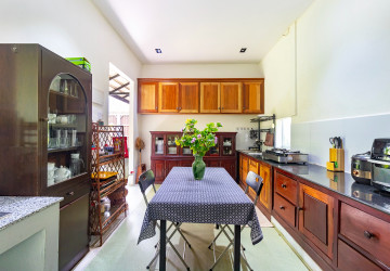 7 Bedroom Wooden House For Rent - Slor Kram, Siem Reap thumbnail