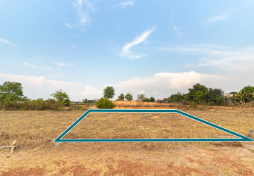 100 Sqm Land For Sale - Kandaek, Prasat Bakong, Siem Reap thumbnail