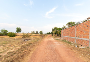 100 Sqm Land For Sale - Kandaek, Prasat Bakong, Siem Reap thumbnail
