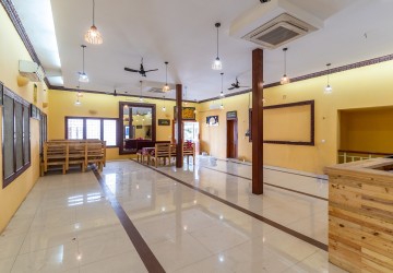 251.92 Sqm Retail Space For Rent - Chakto Mukh, Phnom Penh thumbnail