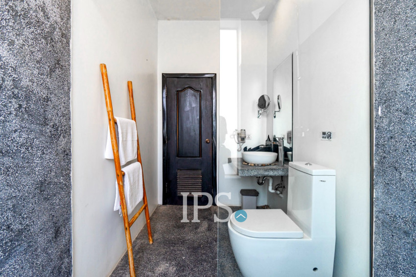 7 Bedroom Guesthouse  For Rent - Sangkat Siem Reap, Siem Reap