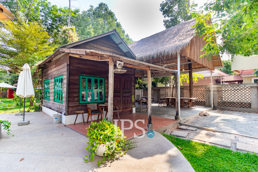 3-House Compound for Rent - Sala Kamreuk, Siem Reap
