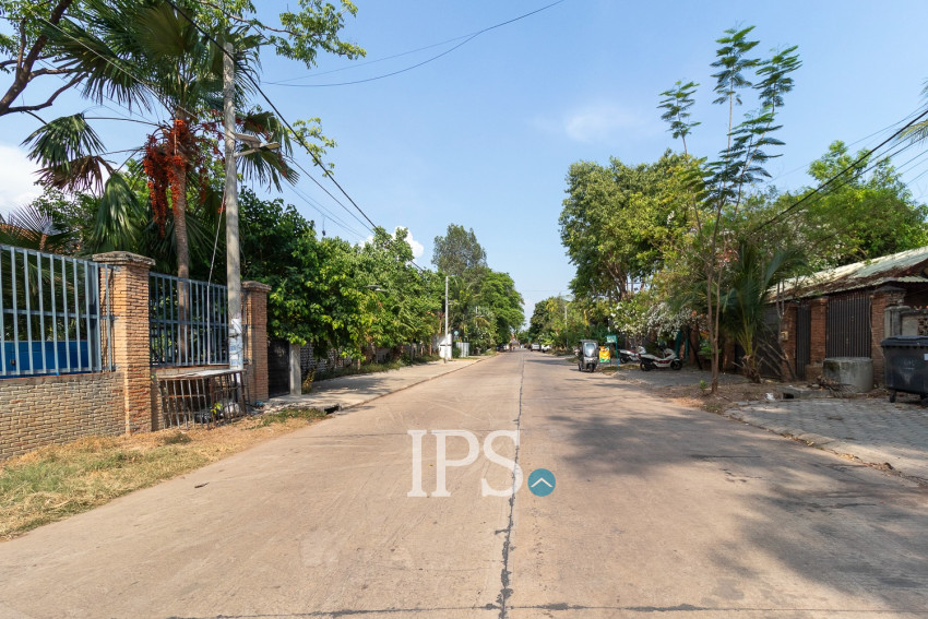 3-House Compound for Rent - Sala Kamreuk, Siem Reap