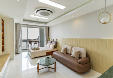 45 Sqm Studio Condo For Rent - Diamond Bay Garden, Tonle Bassac, Phnom Penh thumbnail