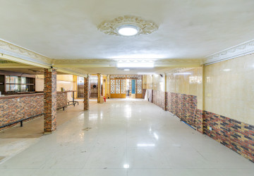 16 Room Commercial Shophouse For Rent - Phsar Chas, Phnom Penh thumbnail