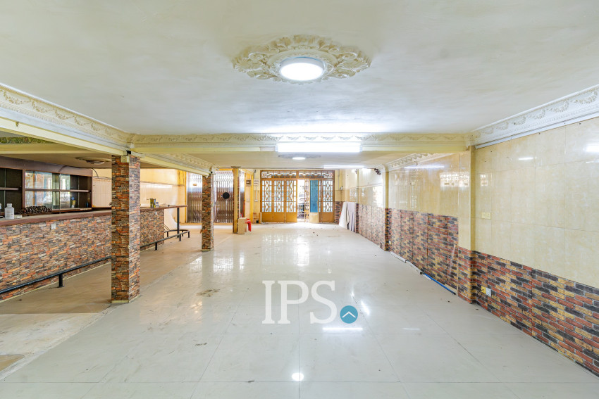 16 Room Commercial Shophouse For Rent - Phsar Chas, Phnom Penh