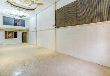16 Room Commercial Shophouse For Rent - Phsar Chas, Phnom Penh thumbnail