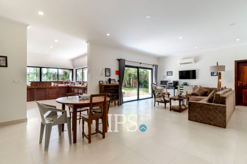 ផ្ទះ 2 បន្ទប់គេង សម្រាប់លក់ - ជ្រាវ, សៀមរាប