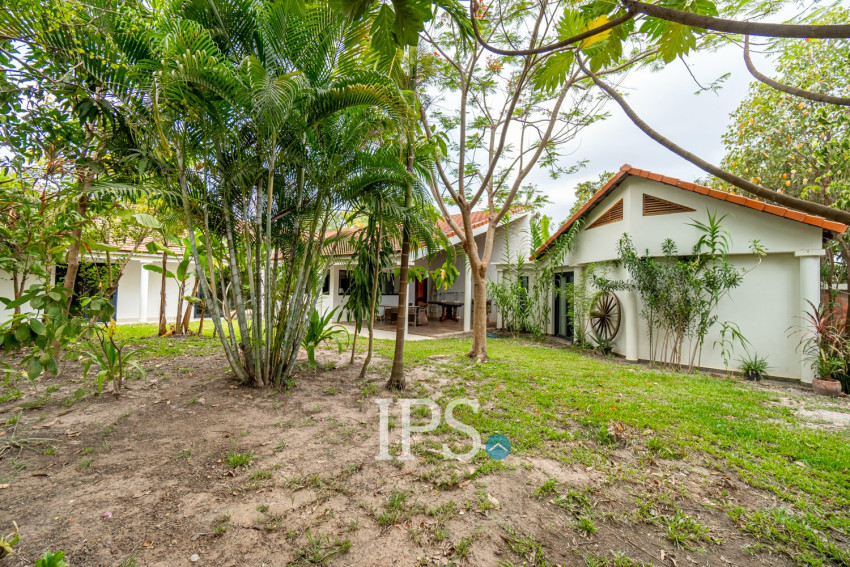 ផ្ទះ 2 បន្ទប់គេង សម្រាប់លក់ - ជ្រាវ, សៀមរាប