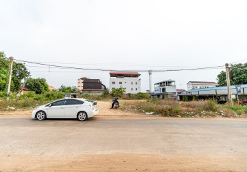 1600 Sqm Commercial Land For Rent - Sala Kamreuk, Siem Reap thumbnail