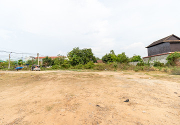 1600 Sqm Commercial Land For Rent - Sala Kamreuk, Siem Reap thumbnail