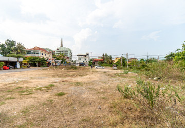 1600 Sqm Commercial Land For Rent - Sala Kamreuk, Siem Reap thumbnail