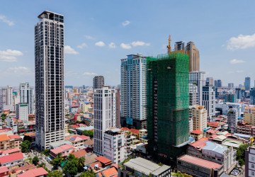 36th Floor 1 Bedroom Condo For Sale - Time Square 5, BKK1, Phnom Penh thumbnail