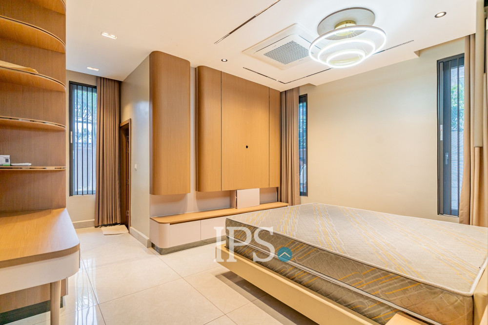 5 Bedroom Villa For Rent - Sen Sok, Phnom Penh - Image 19