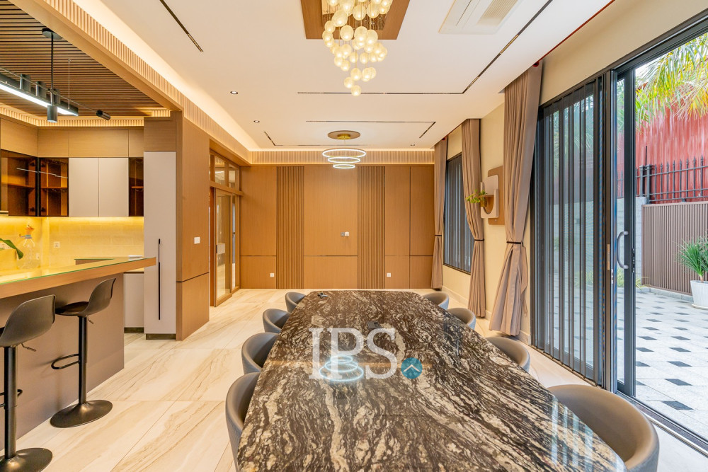 5 Bedroom Villa For Rent - Sen Sok, Phnom Penh - Image 15