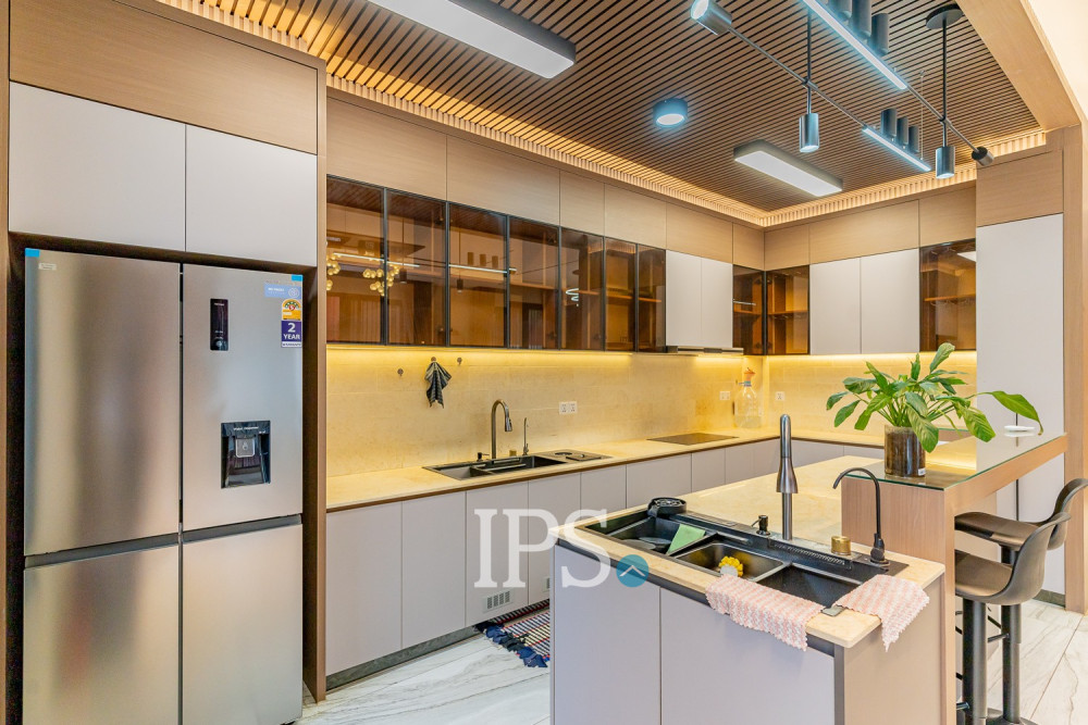 5 Bedroom Villa For Rent - Sen Sok, Phnom Penh - Image 12
