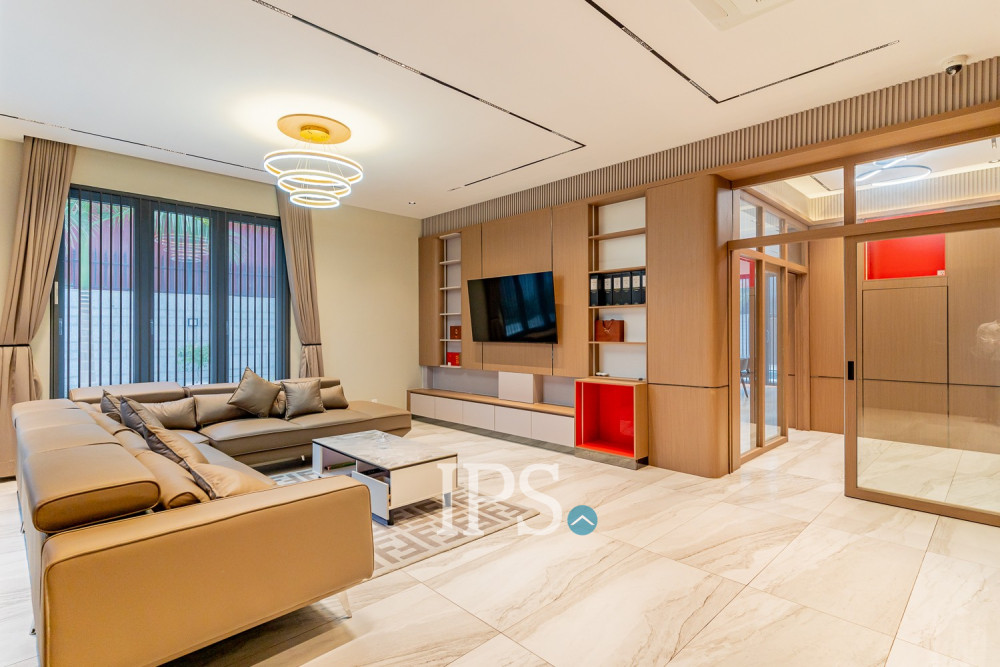 5 Bedroom Villa For Rent - Sen Sok, Phnom Penh - Image 3