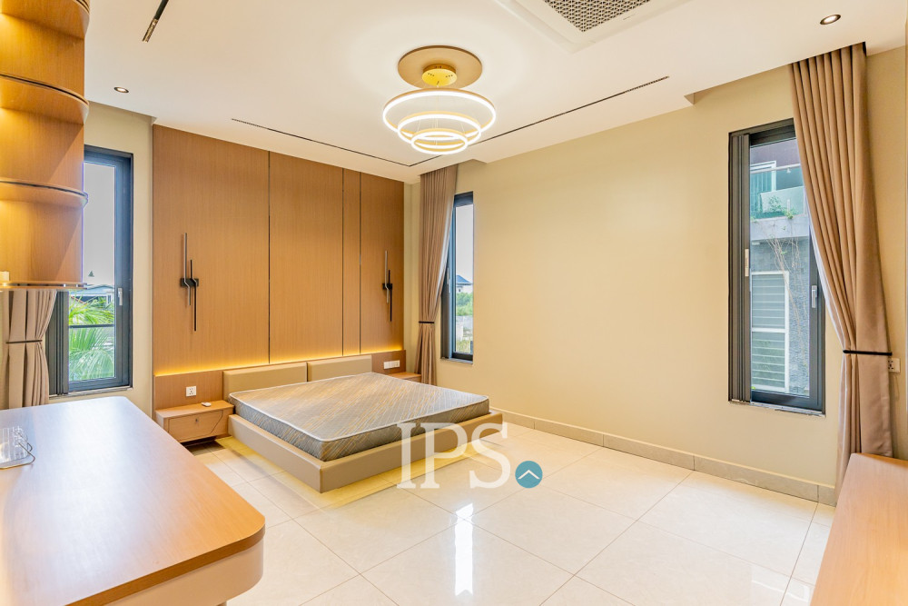 5 Bedroom Villa For Rent - Sen Sok, Phnom Penh - Image 21