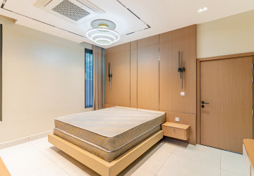 5 Bedroom Villa For Rent - Sen Sok, Phnom Penh thumbnail