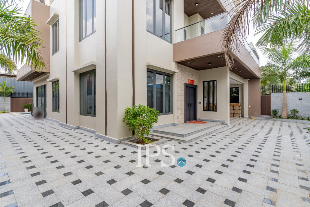 5 Bedroom Villa For Rent - Sen Sok, Phnom Penh - Image 49