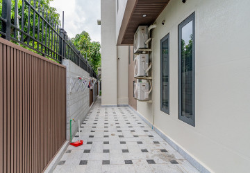 5 Bedroom Villa For Rent - Sen Sok, Phnom Penh thumbnail
