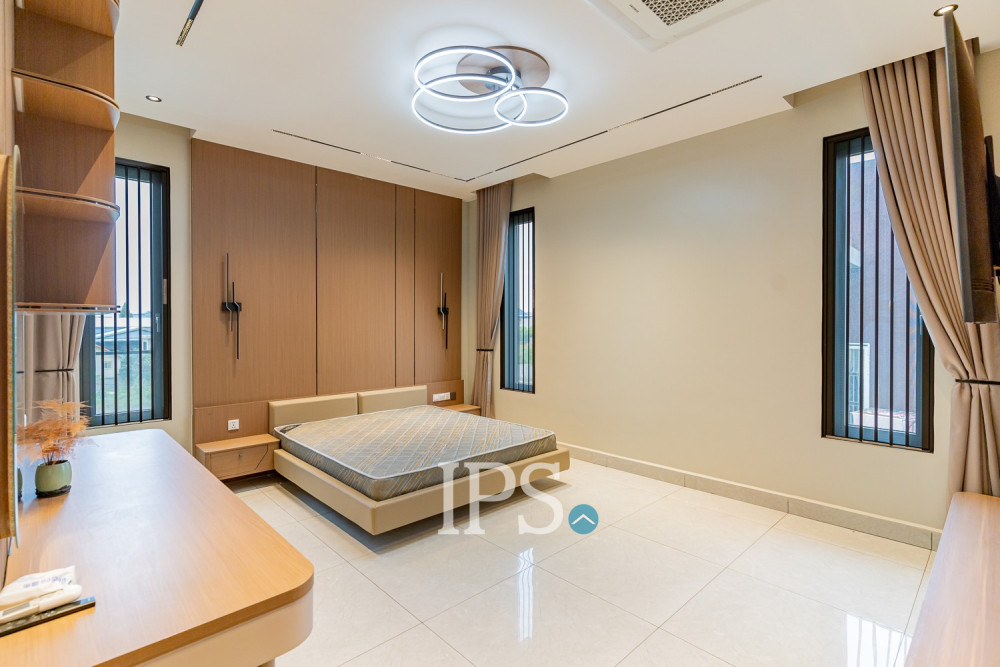 5 Bedroom Villa For Rent - Sen Sok, Phnom Penh - Image 33