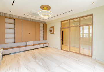 5 Bedroom Villa For Rent - Sen Sok, Phnom Penh thumbnail