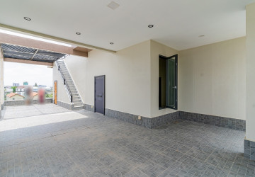 5 Bedroom Villa For Rent - Sen Sok, Phnom Penh thumbnail