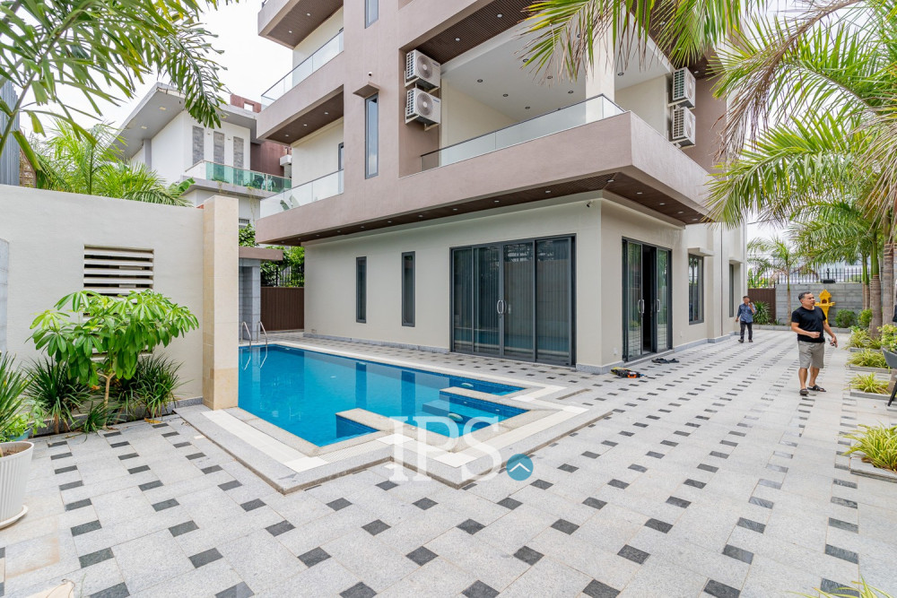 5 Bedroom Villa For Rent - Sen Sok, Phnom Penh - Image 2