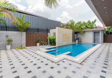 5 Bedroom Villa For Rent - Sen Sok, Phnom Penh thumbnail