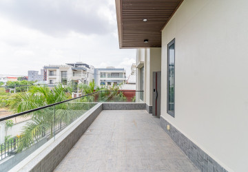 5 Bedroom Villa For Rent - Sen Sok, Phnom Penh thumbnail