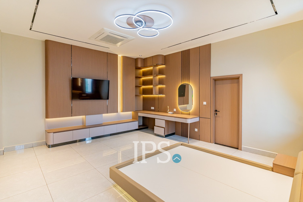 5 Bedroom Villa For Rent - Sen Sok, Phnom Penh - Image 32