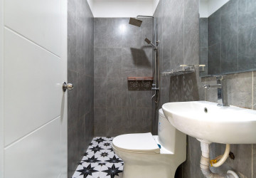 2 Bedroom Flat For Rent - Kouk Chak, Siem Reap thumbnail
