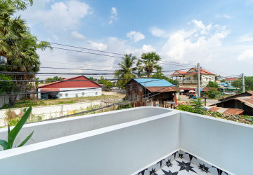 2 Bedroom Flat For Rent - Kouk Chak, Siem Reap thumbnail