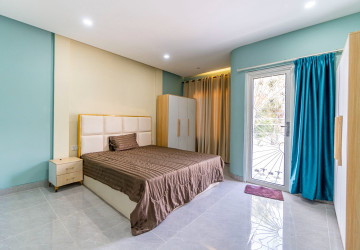 2 Bedroom Flat For Rent - Kouk Chak, Siem Reap thumbnail
