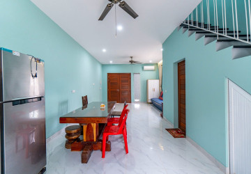 2 Bedroom Flat For Rent - Kouk Chak, Siem Reap thumbnail