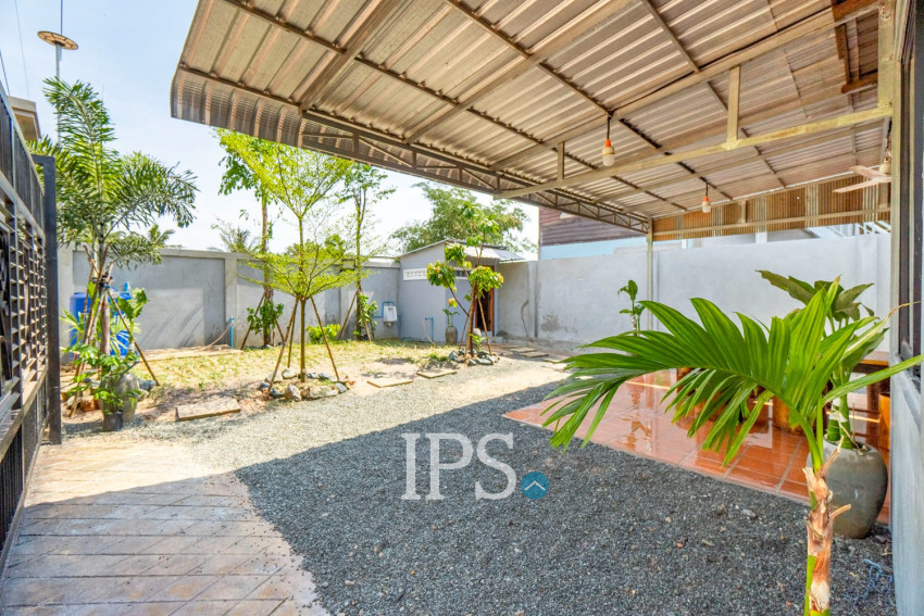 1 Bedroom House For Rent - Sangkat Siem Reap, Siem Reap