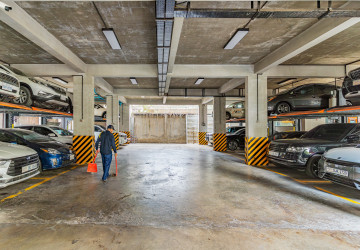 95 Sqm Office For Rent - Boeung Kak 2, Phnom Penh thumbnail